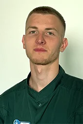 ассистент ветеринарного врача Артур Гриняк