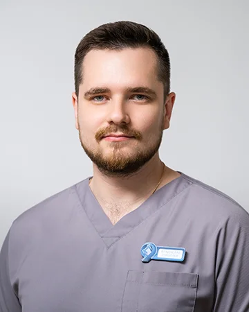 Ветеринарный врач Владислав Вензелев